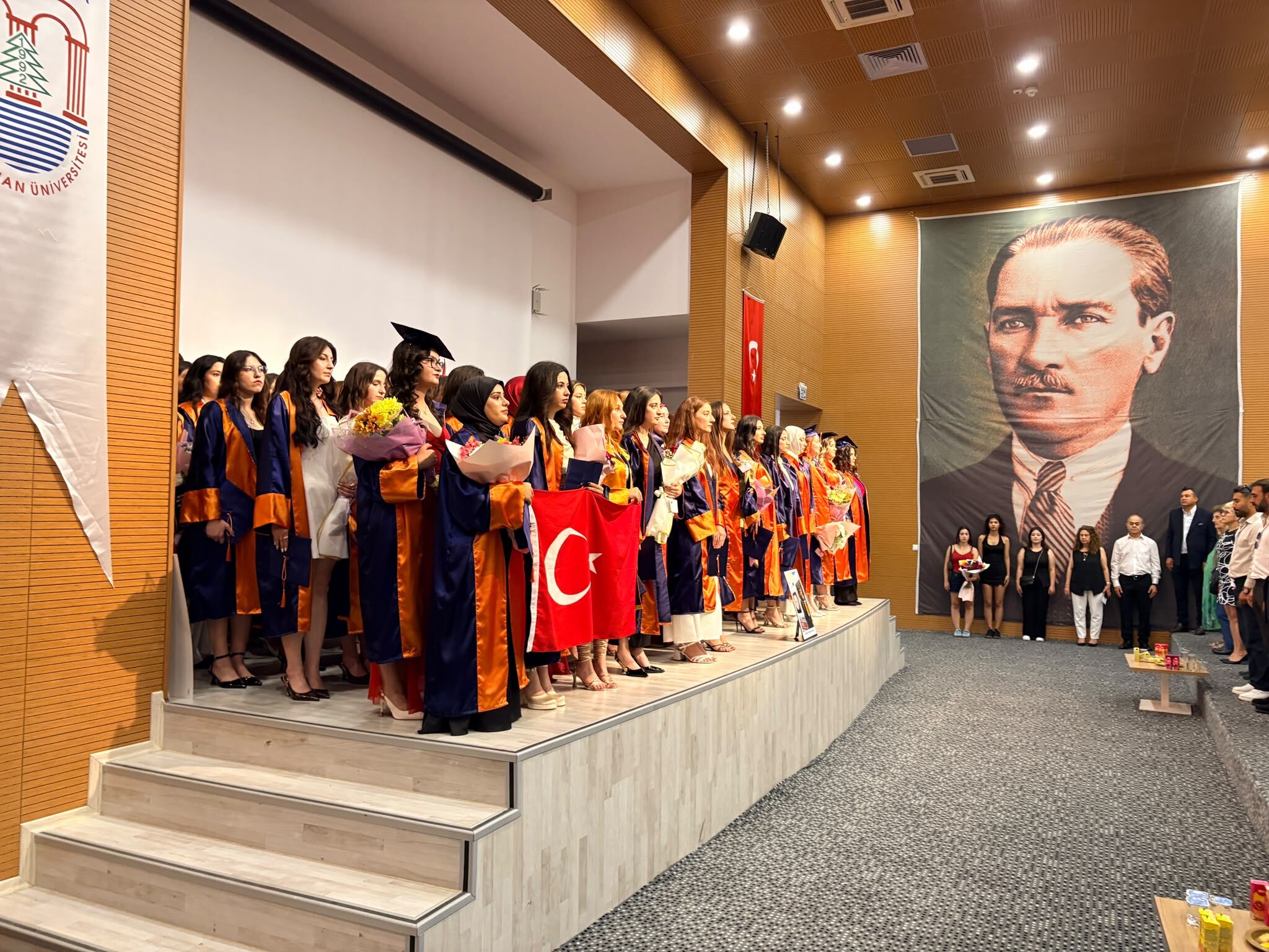 Fethi̇ye'de Geleceği̇n Sağlikçilari Kep Atti (13)