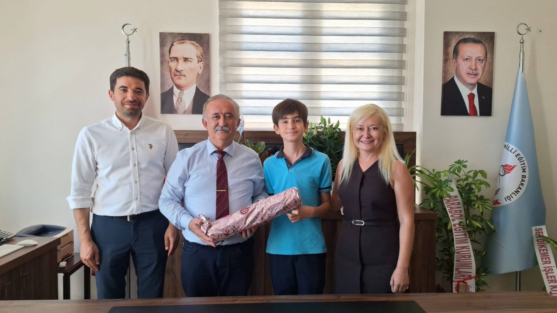 Tübi̇tak Başarilari Ödüllendi̇ri̇ldi̇ (1)
