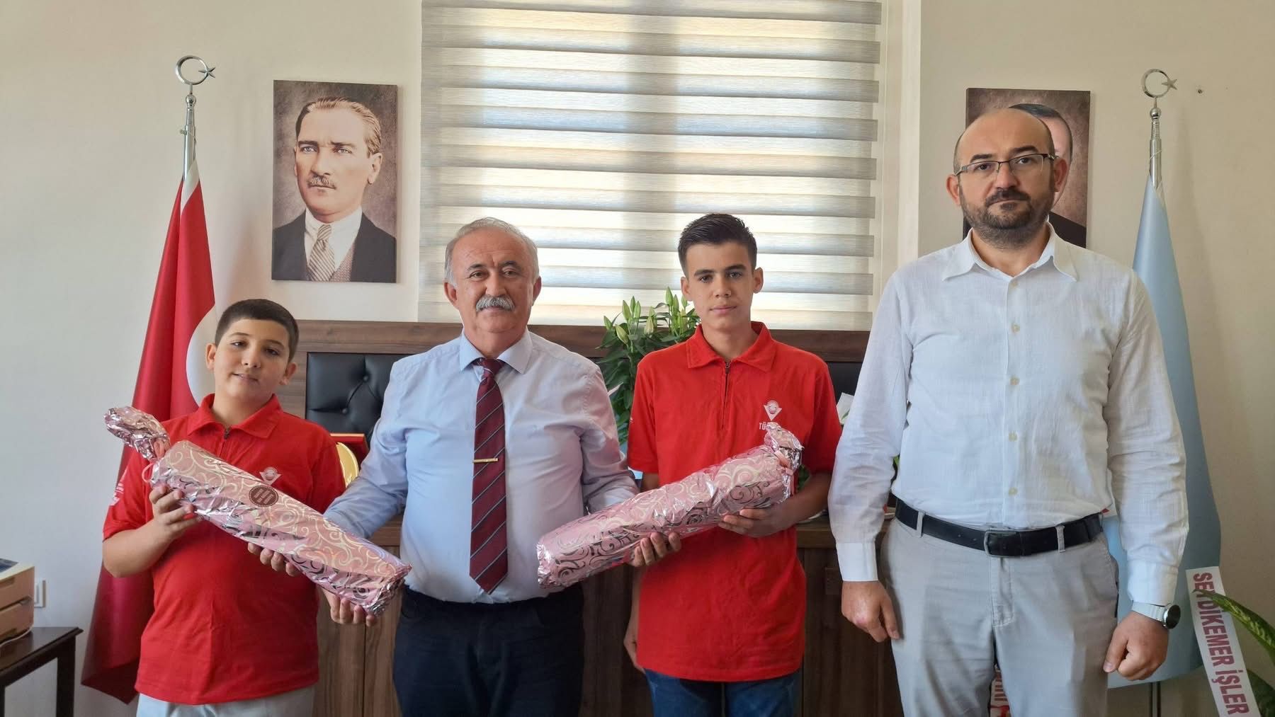 Tübi̇tak Başarilari Ödüllendi̇ri̇ldi̇ (3)