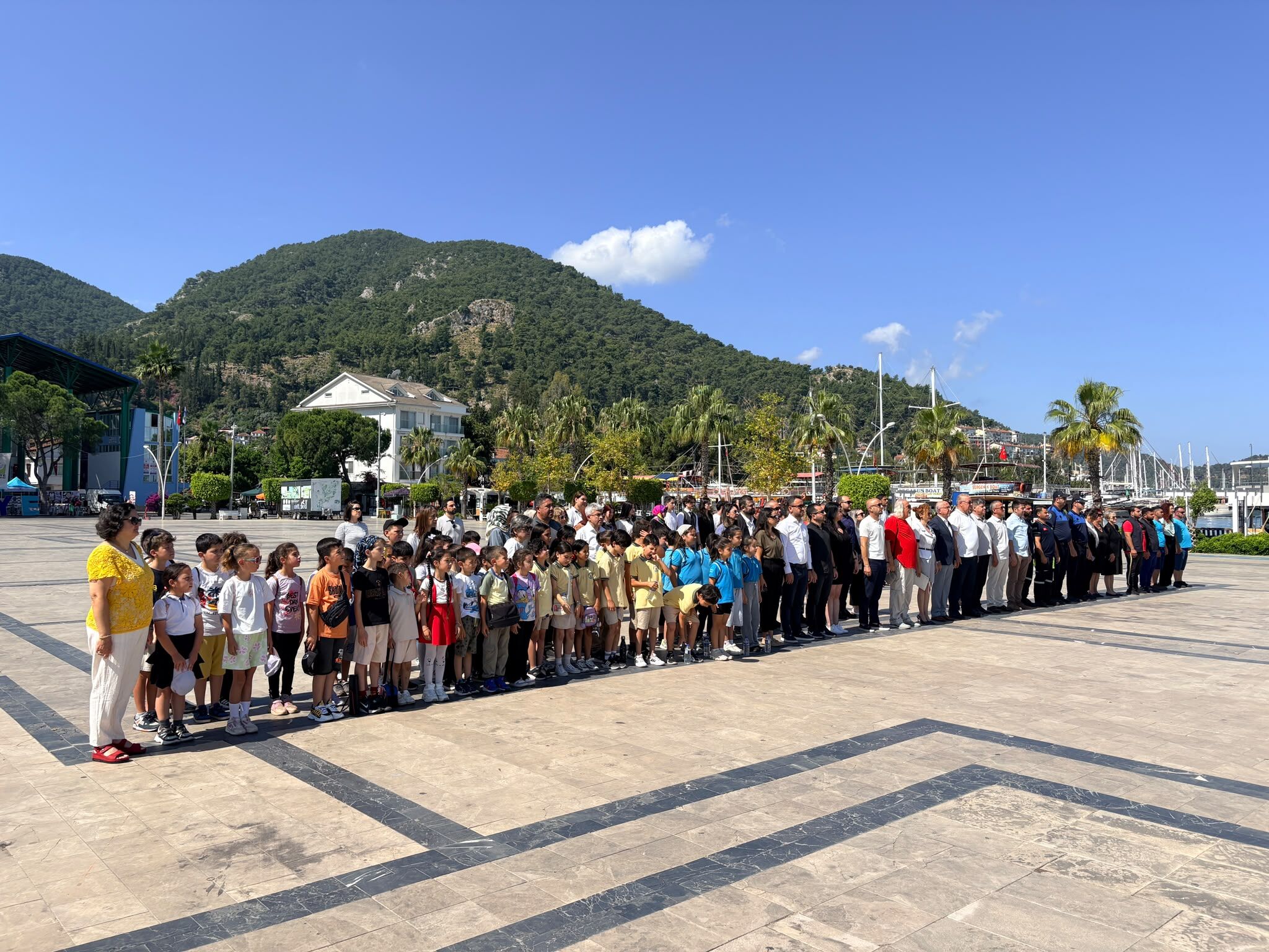 Türkiye Çevre Haftası Fethiye’de Çelenk Sunma Töreniyle Başladı (5)