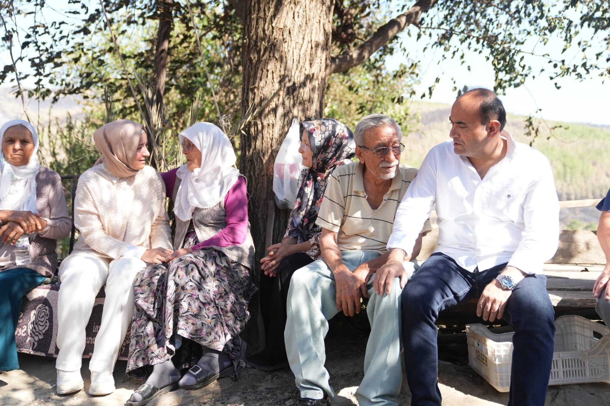 34 Saat Süren Yangının Ardından Yangınzedelere Devlet Desteği (6)