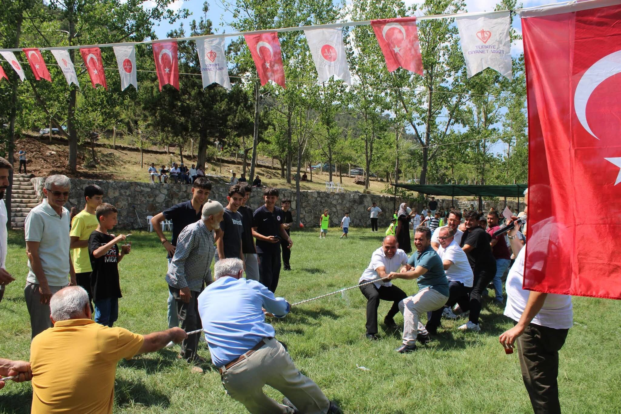 6. Geleneksel Hafizlar Şenli̇ği̇ Düzenlendi̇ (2)