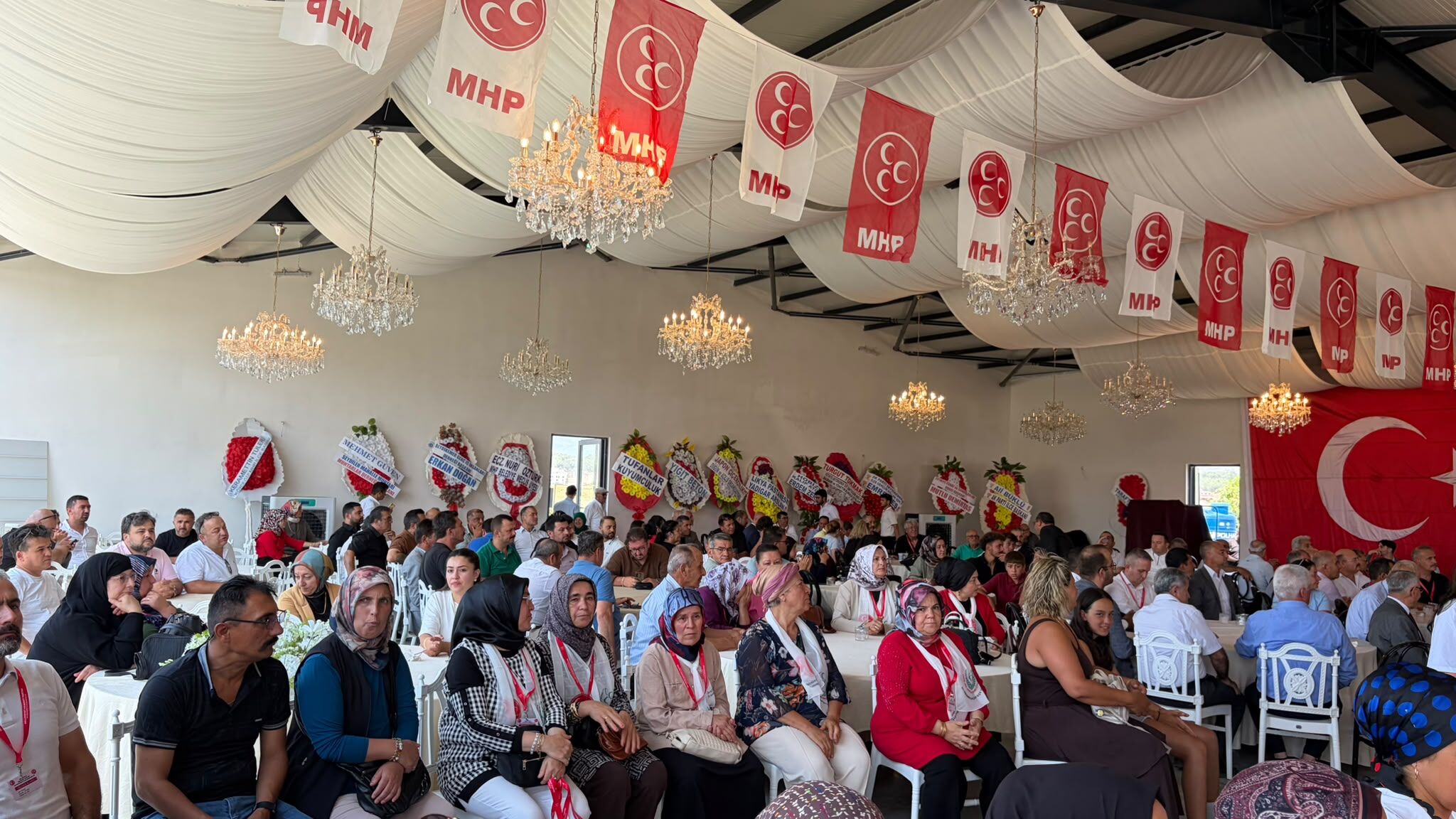 Mhp Seydikemer Kongresinde Birlik Ve Beraberlik Vurgusu (1)