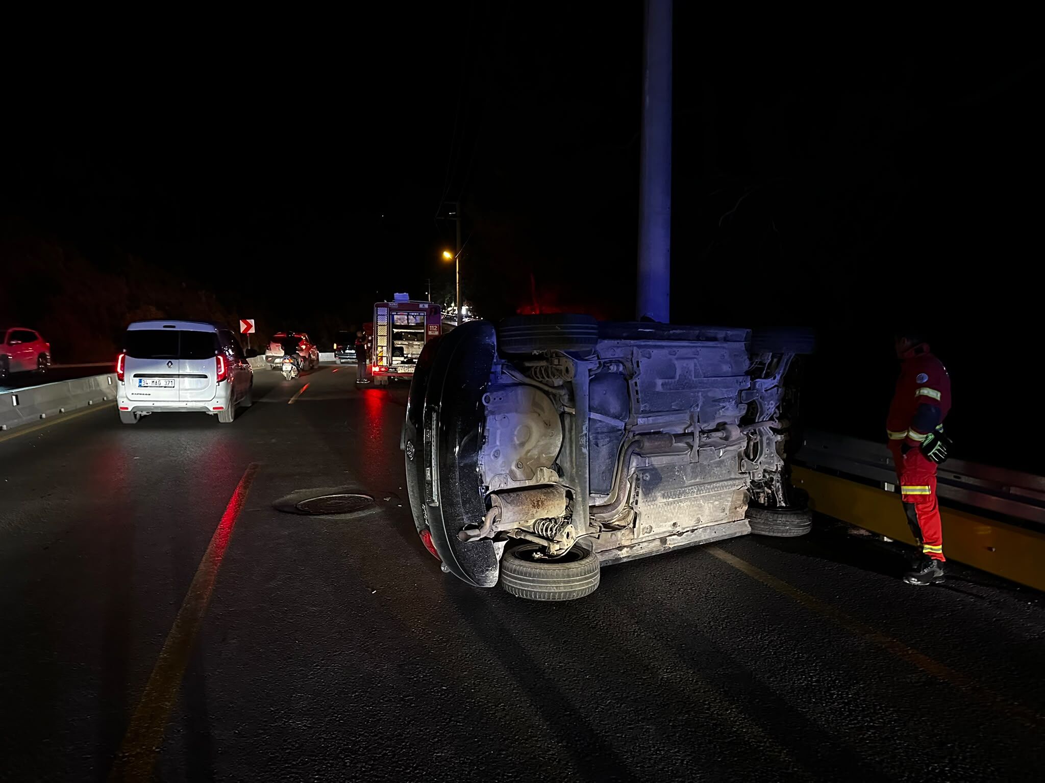 Ölüdeni̇z Yolunda Kaza; 1 Yarali (6)
