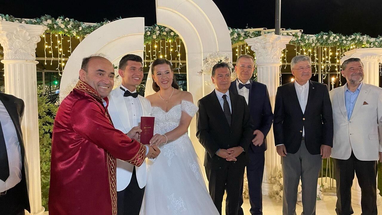 Osman Çıralı’nın Kızının Düğünü Protokolü Buluşturdu (19)