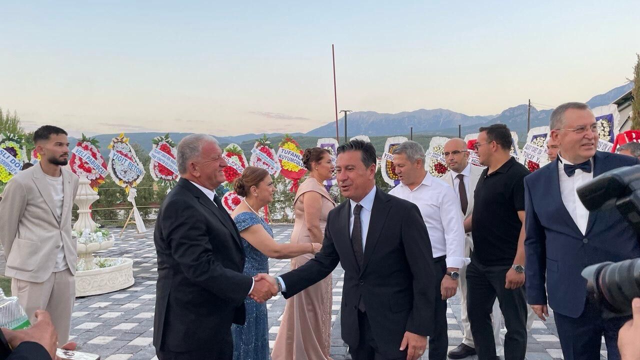 Osman Çıralı’nın Kızının Düğünü Protokolü Buluşturdu (2)