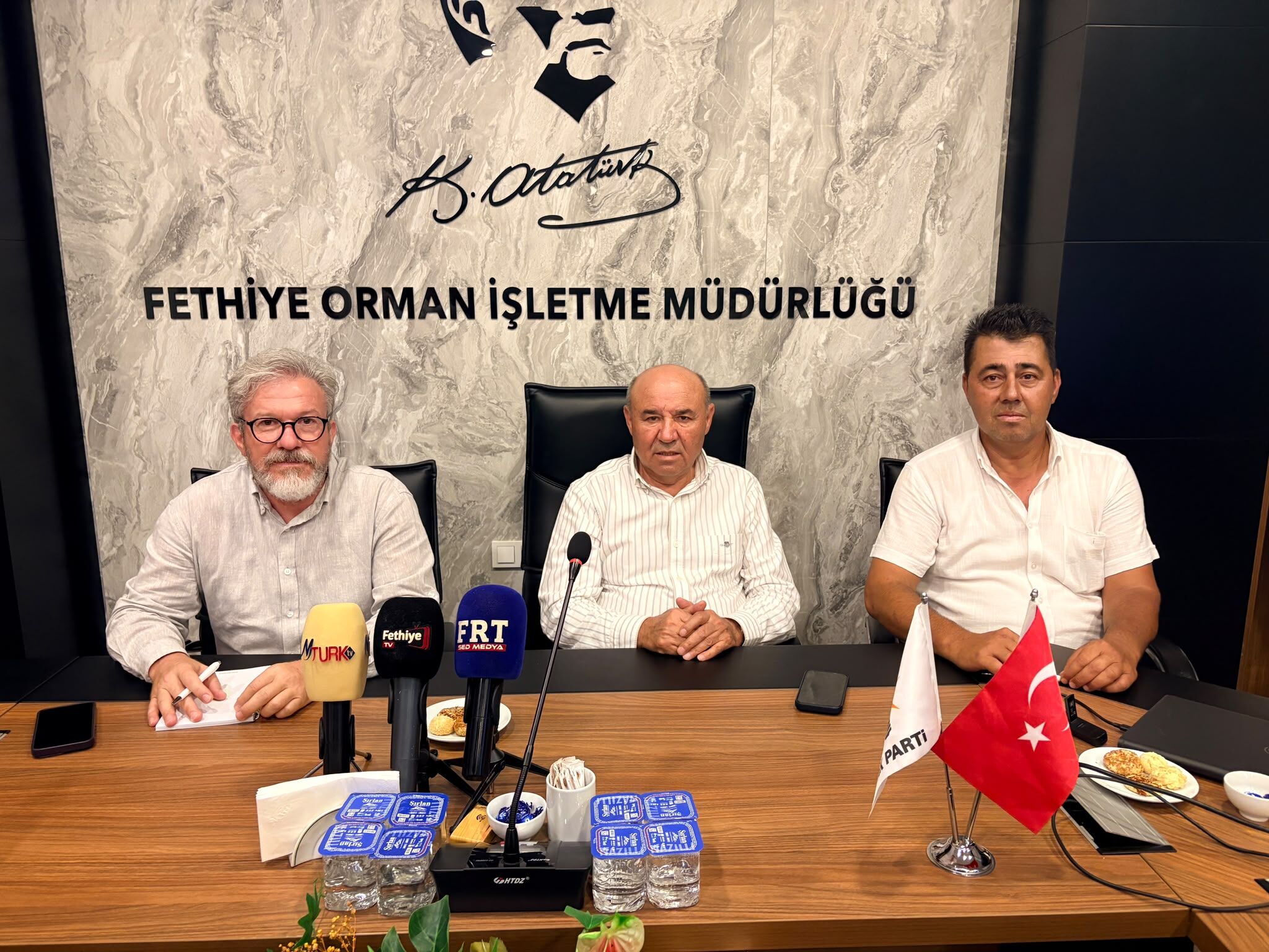 Milletvekili Otgöz, Fethiye'de Muhtarlarla Buluştu (4)