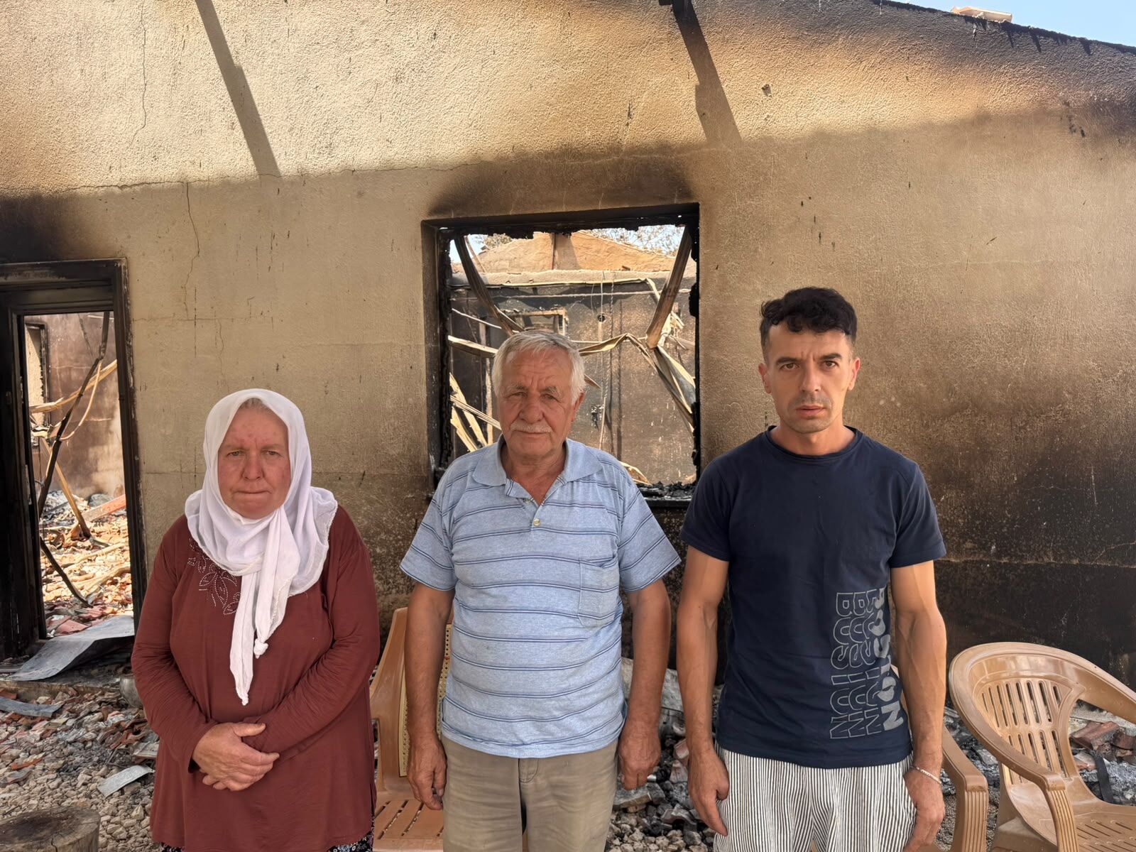 Anne, Baba Ve Oğlunun Evleri̇ Kül Oldu (1)
