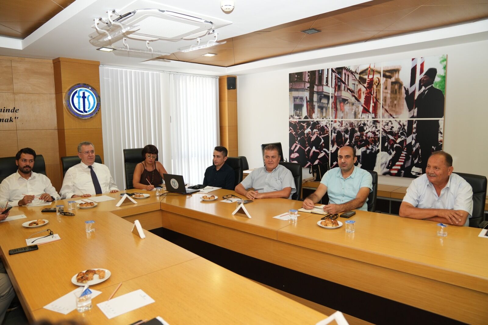 Aydem Müdürü, Yanginlarla İlgi̇li̇ Güç Bi̇rli̇ği̇ Platformu’nu Bi̇lgi̇lendi̇rdi̇ (5)