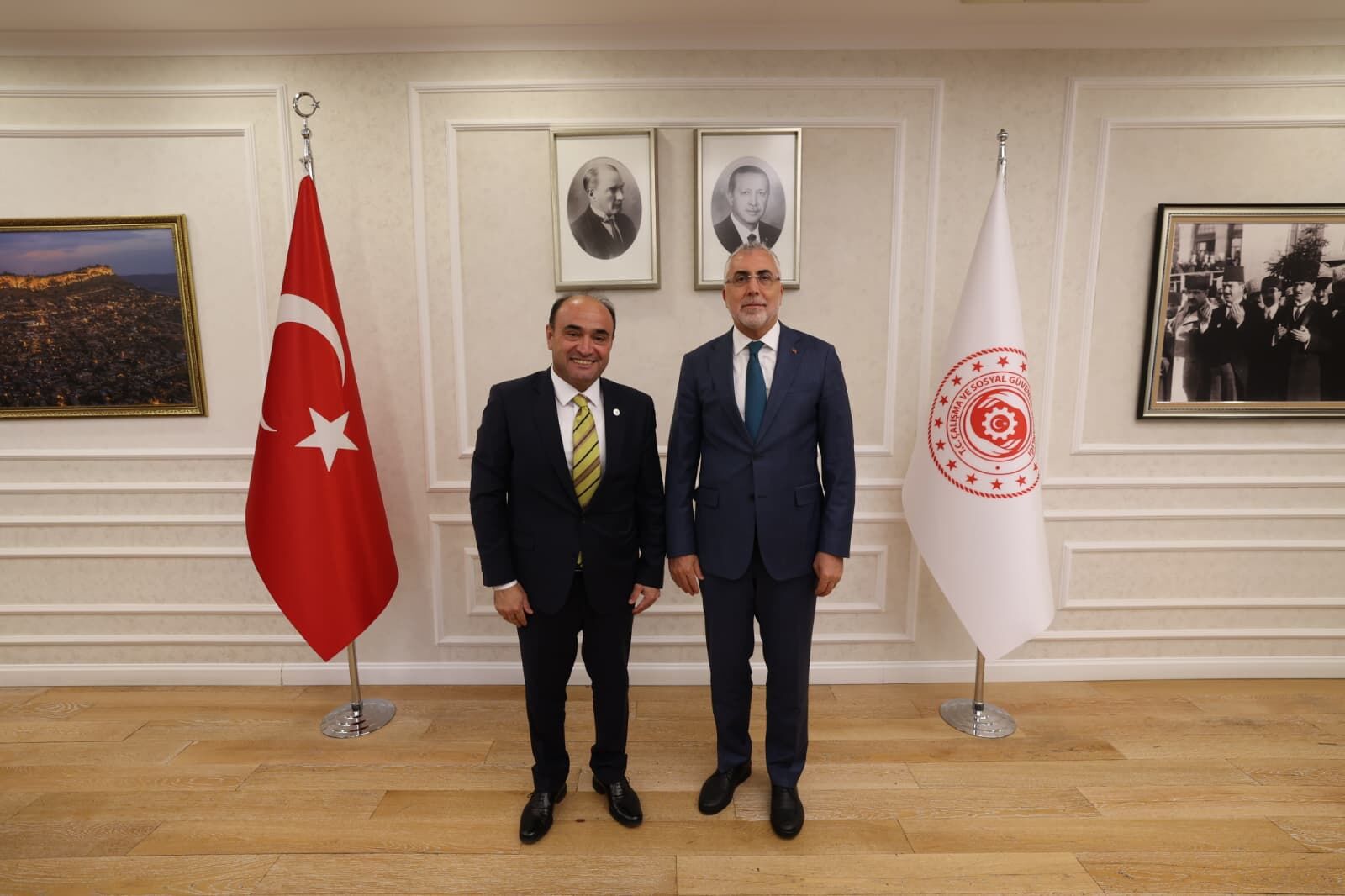 Başkan Akdeni̇zli̇'den Bakan Işikhan'a Güreş Daveti̇ (2)