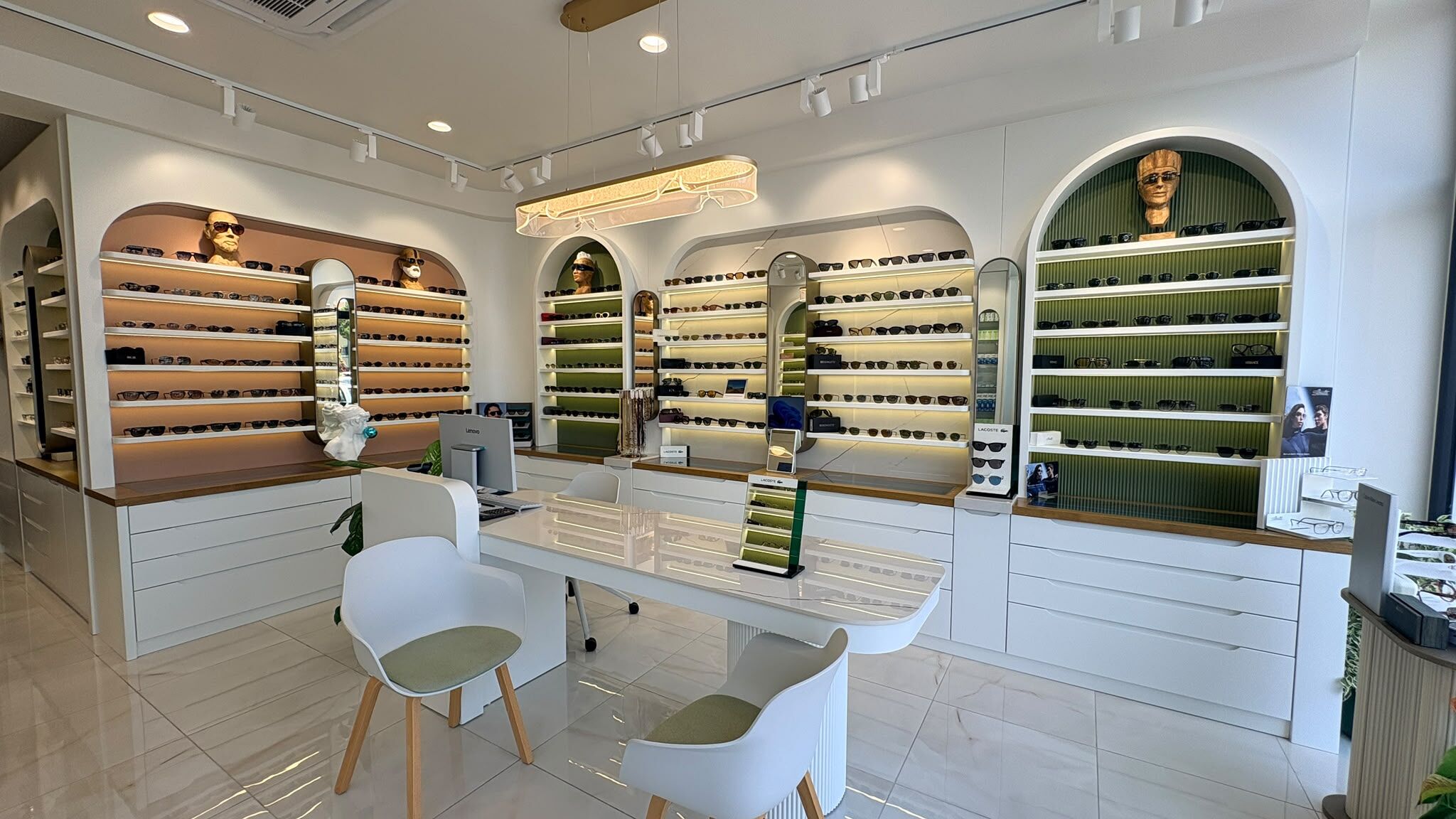 Fethiye’de Gözlük Alışverişinin Yeni Adresi Serdal Optik (2)