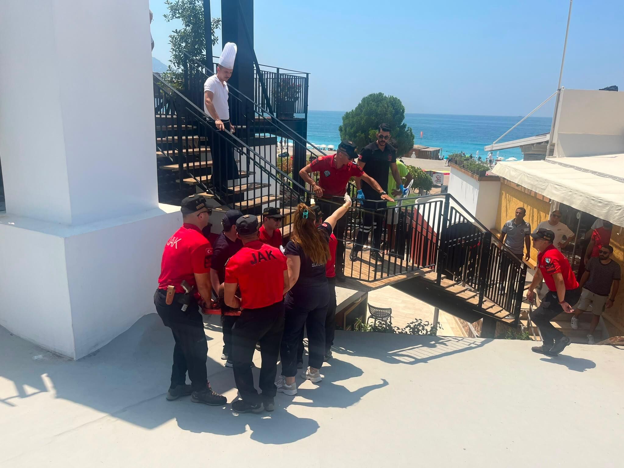 Fethiye’de Yamaç Paraşütü Kazası 2 Kişi Yaralandı (5)