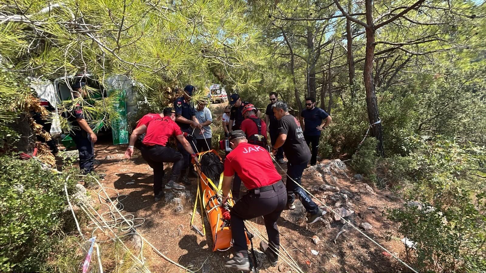 Kayaköy’de Yüksekten Düşen Faruk Aldemin Hayatını Kaybetti (2)