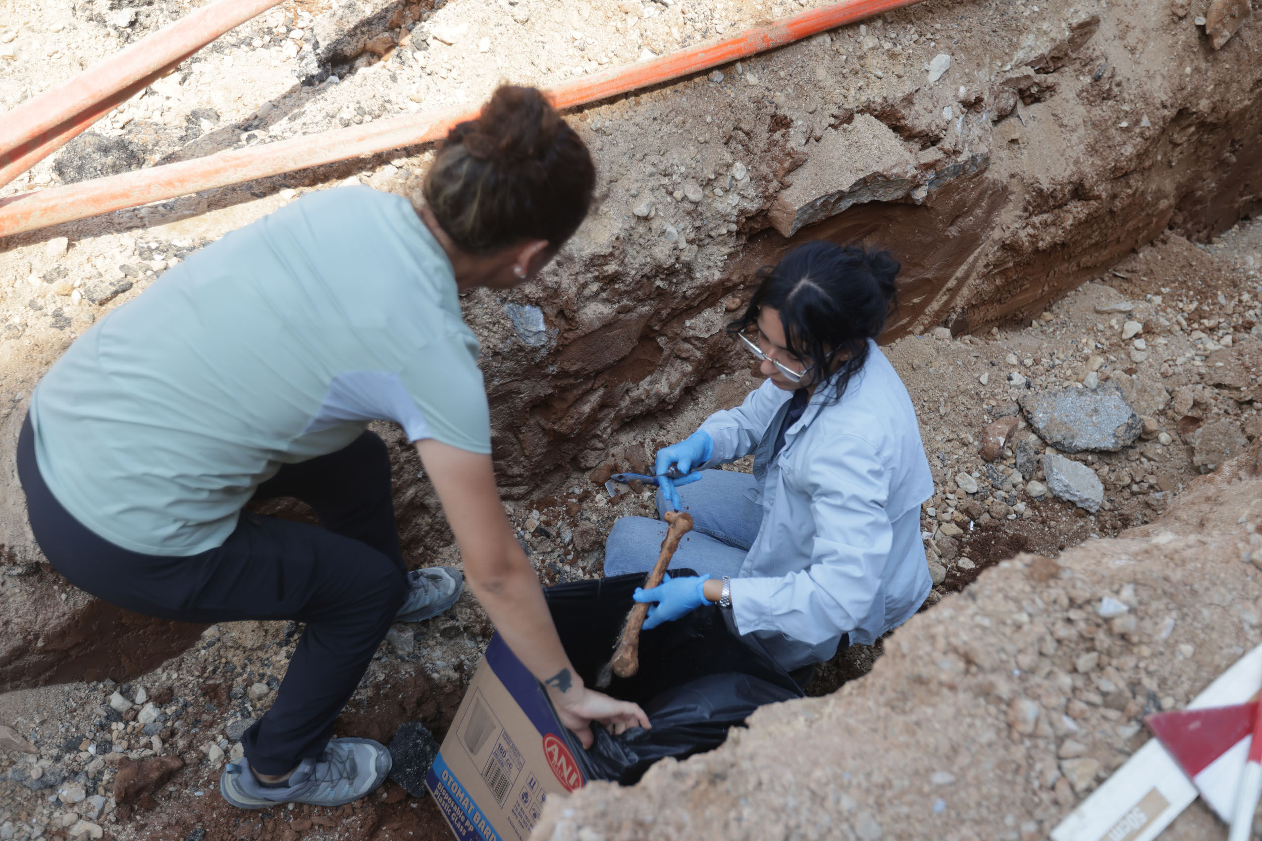 Kötekli’de Yol Kazısında Mezar Buluntuları Ortaya Çıktı (1)