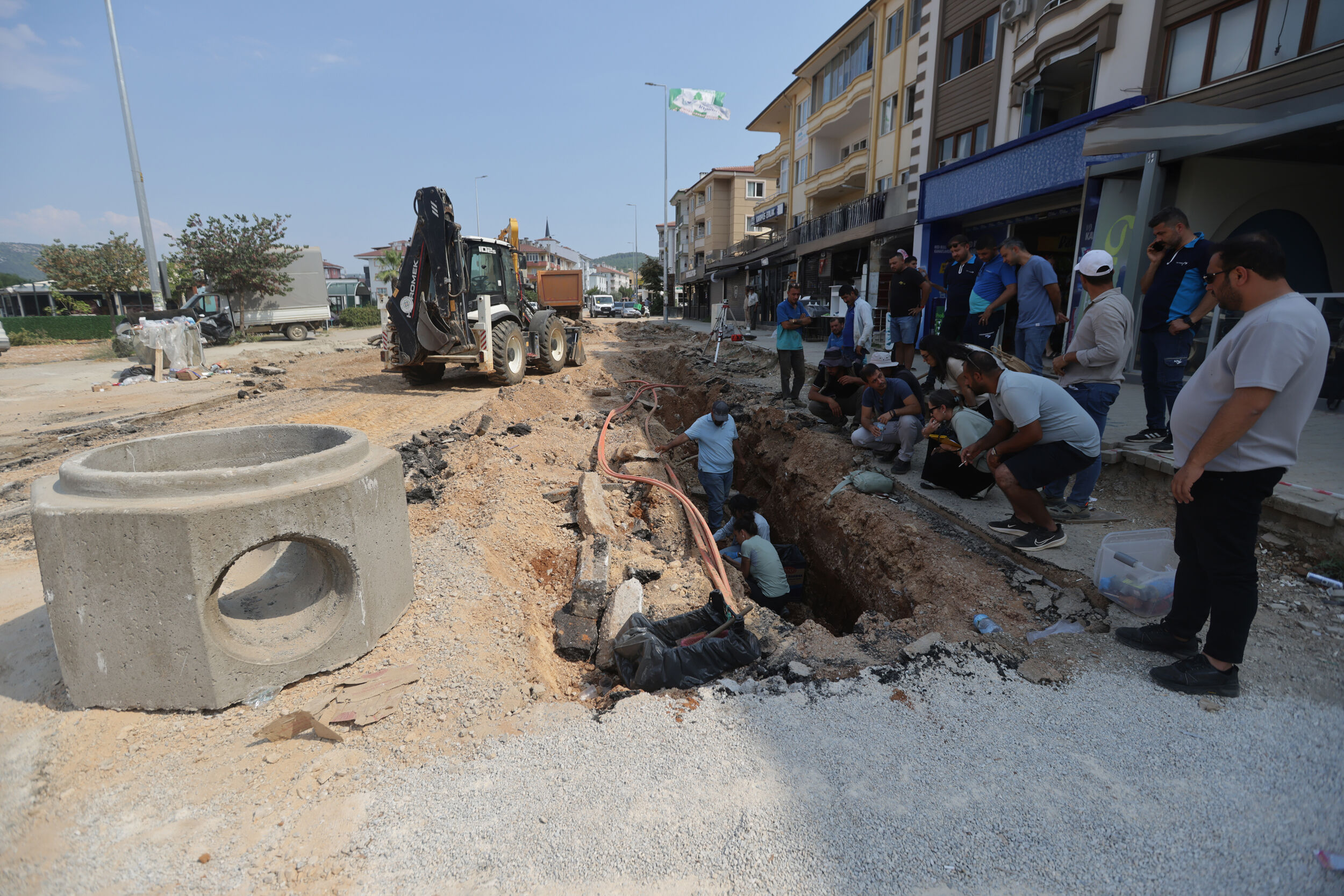 Kötekli’de Yol Kazısında Mezar Buluntuları Ortaya Çıktı (4)