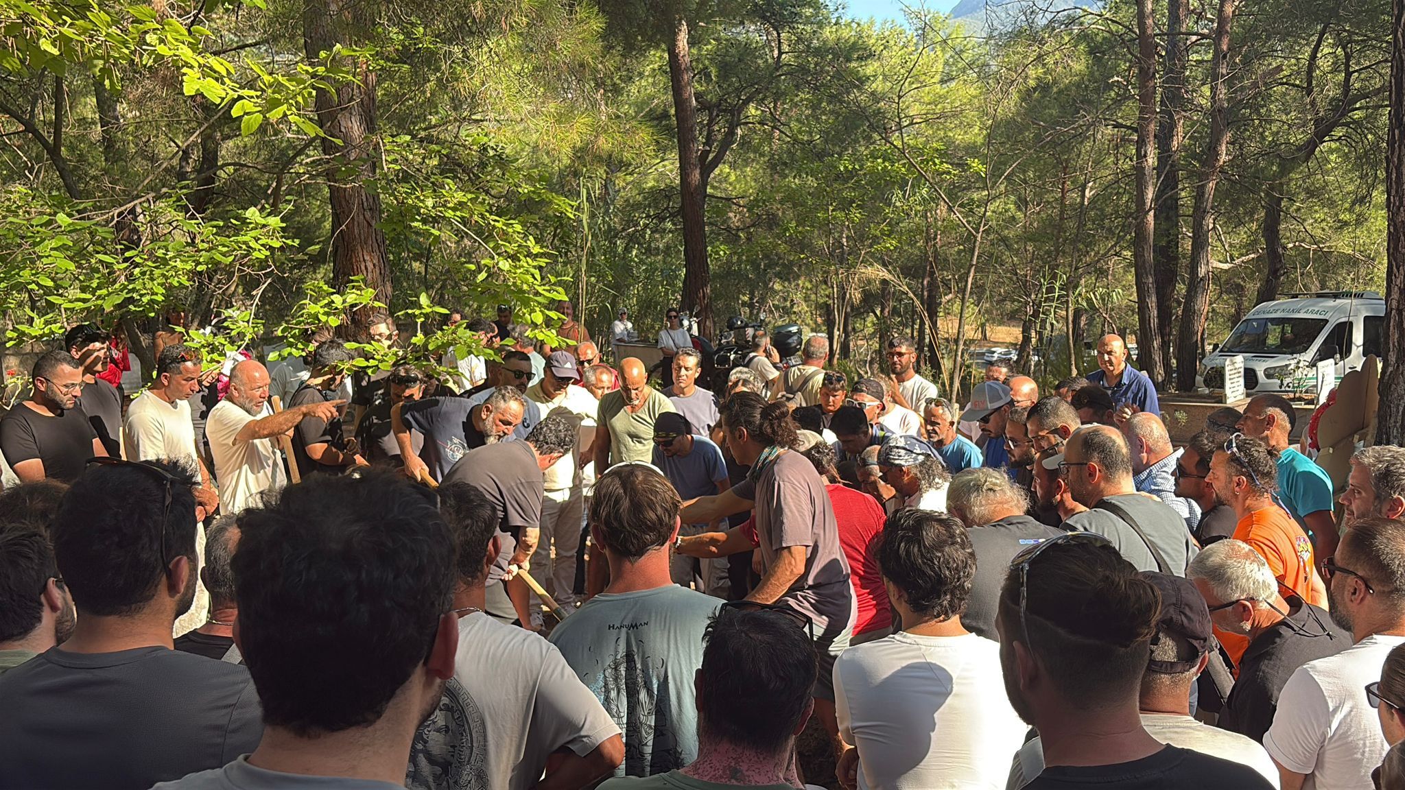 Ölüdeniz’deki Paraşüt Kazasında Hayatını Kaybeden Ali Kıdıl Son Yolculuğuna Uğurlandı (1)