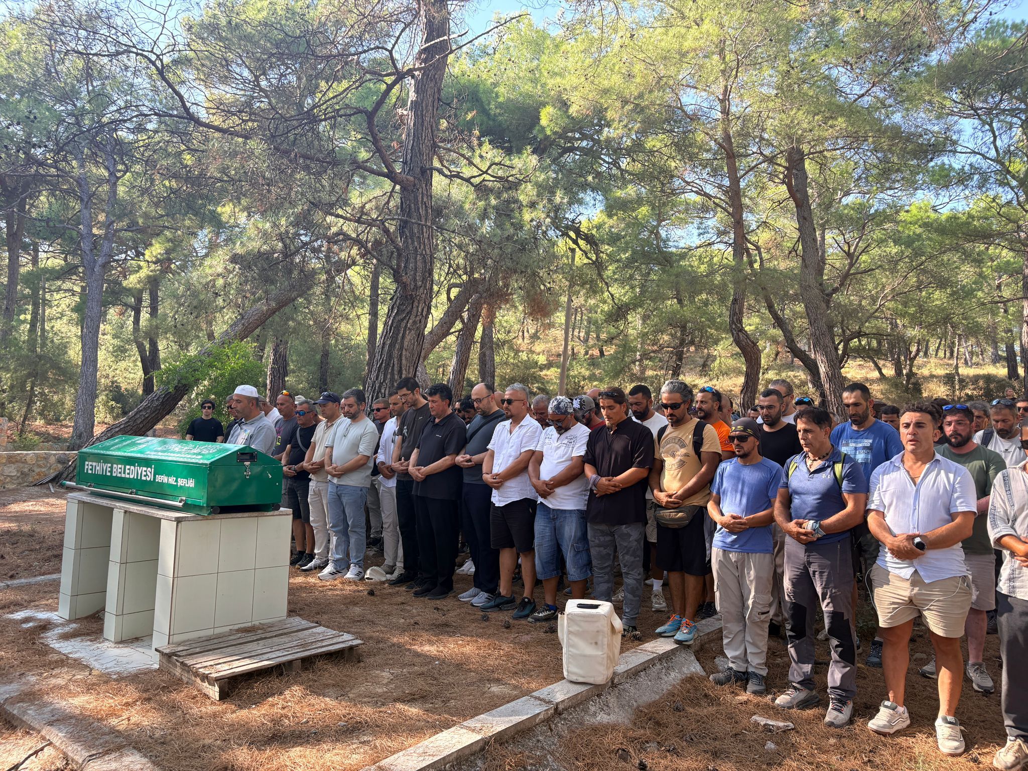 Ölüdeniz’deki Paraşüt Kazasında Hayatını Kaybeden Ali Kıdıl Son Yolculuğuna Uğurlandı (2)