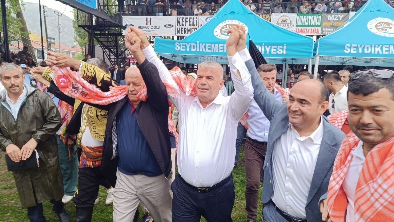 Seki Yağlı Pehlivan Güreşleri’nde Ağalık İhalesini Ramazan Sarıca Kazandı (3)-1