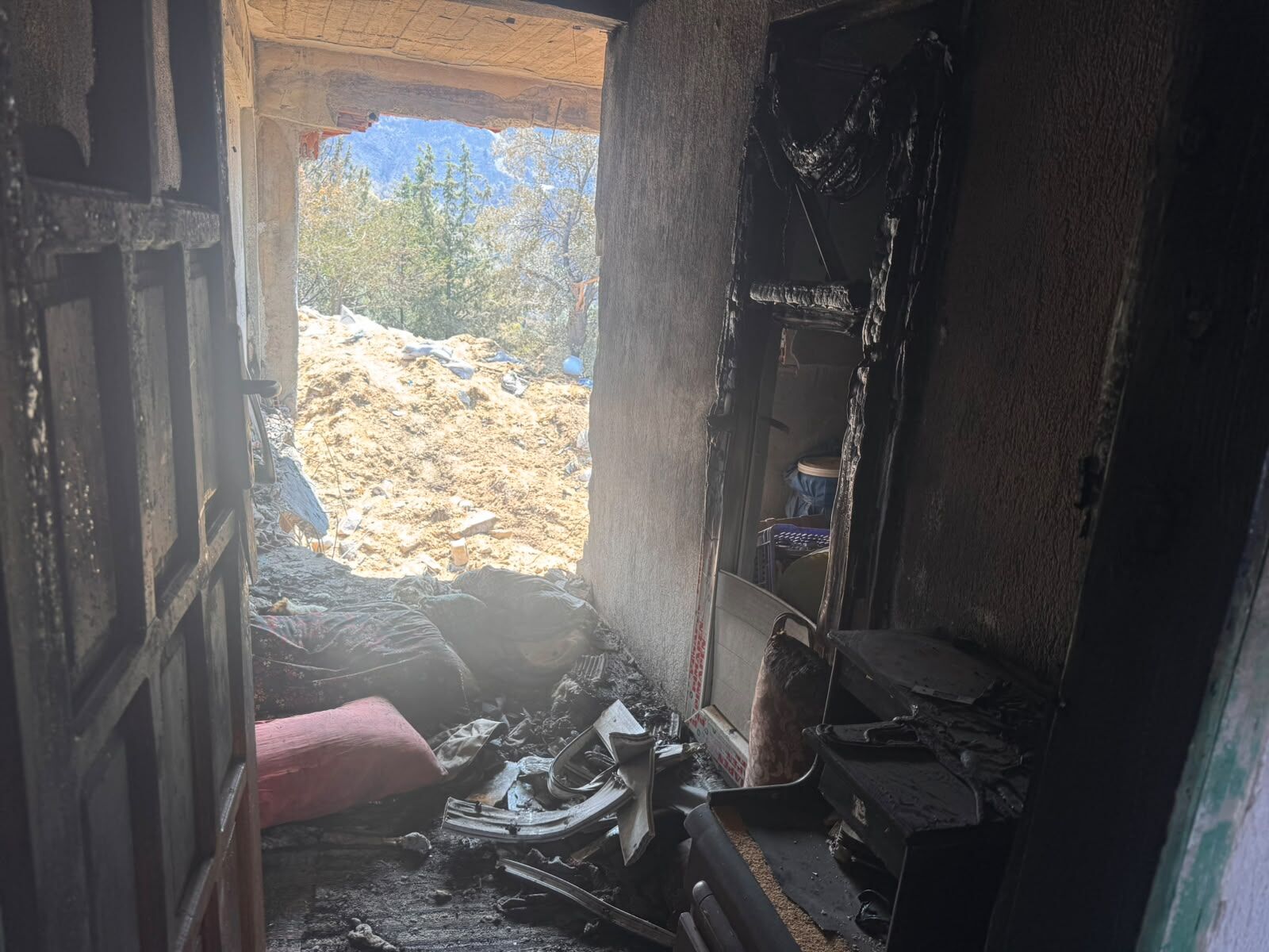 Seydikemer Yangınında Yürek Burkan Hikâye Düğün Hayali Kül Oldu (5)