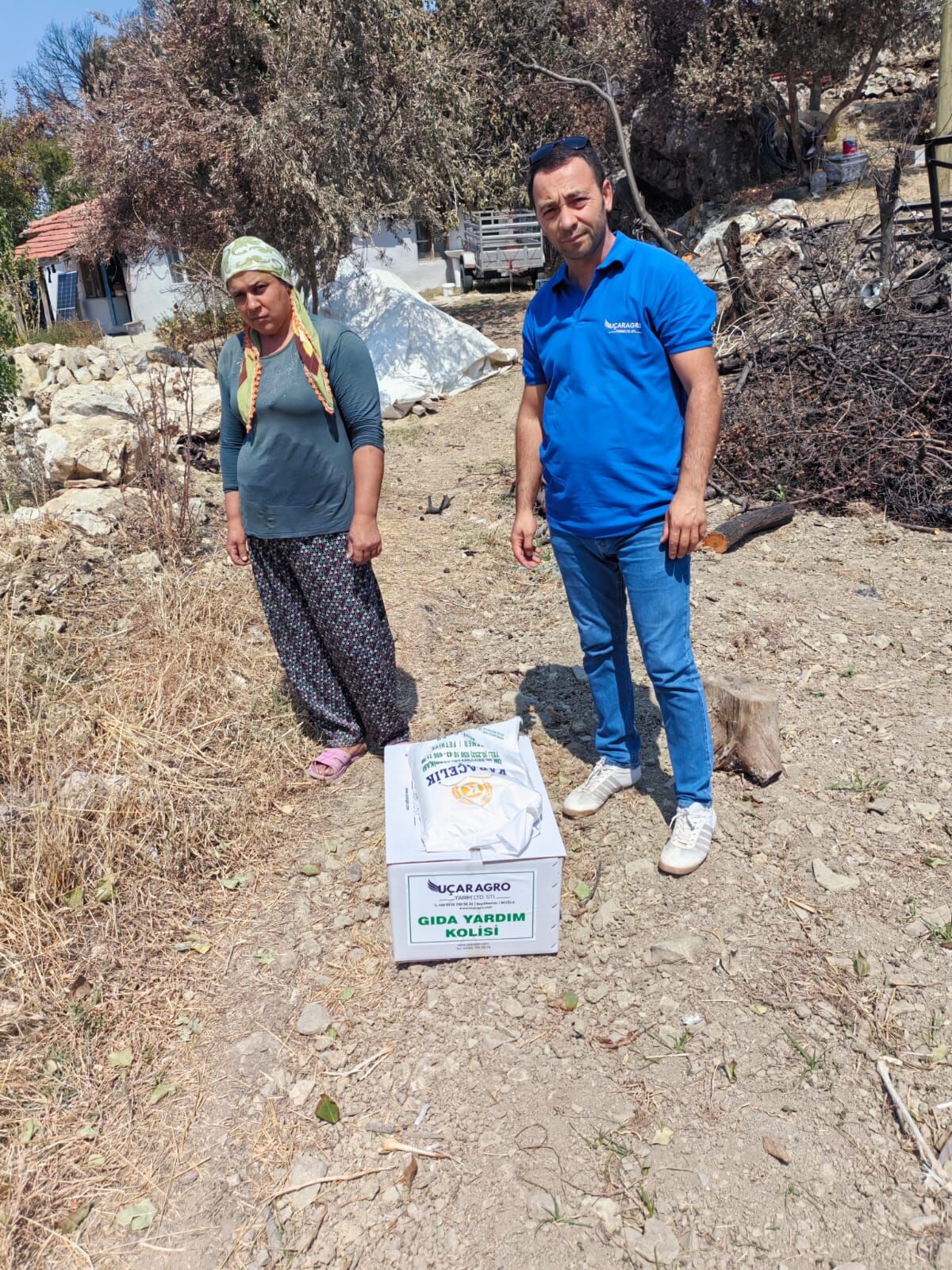 Seydikemer’de Yangından Etkilenen Mahallelere Esnaftan Destek (11)