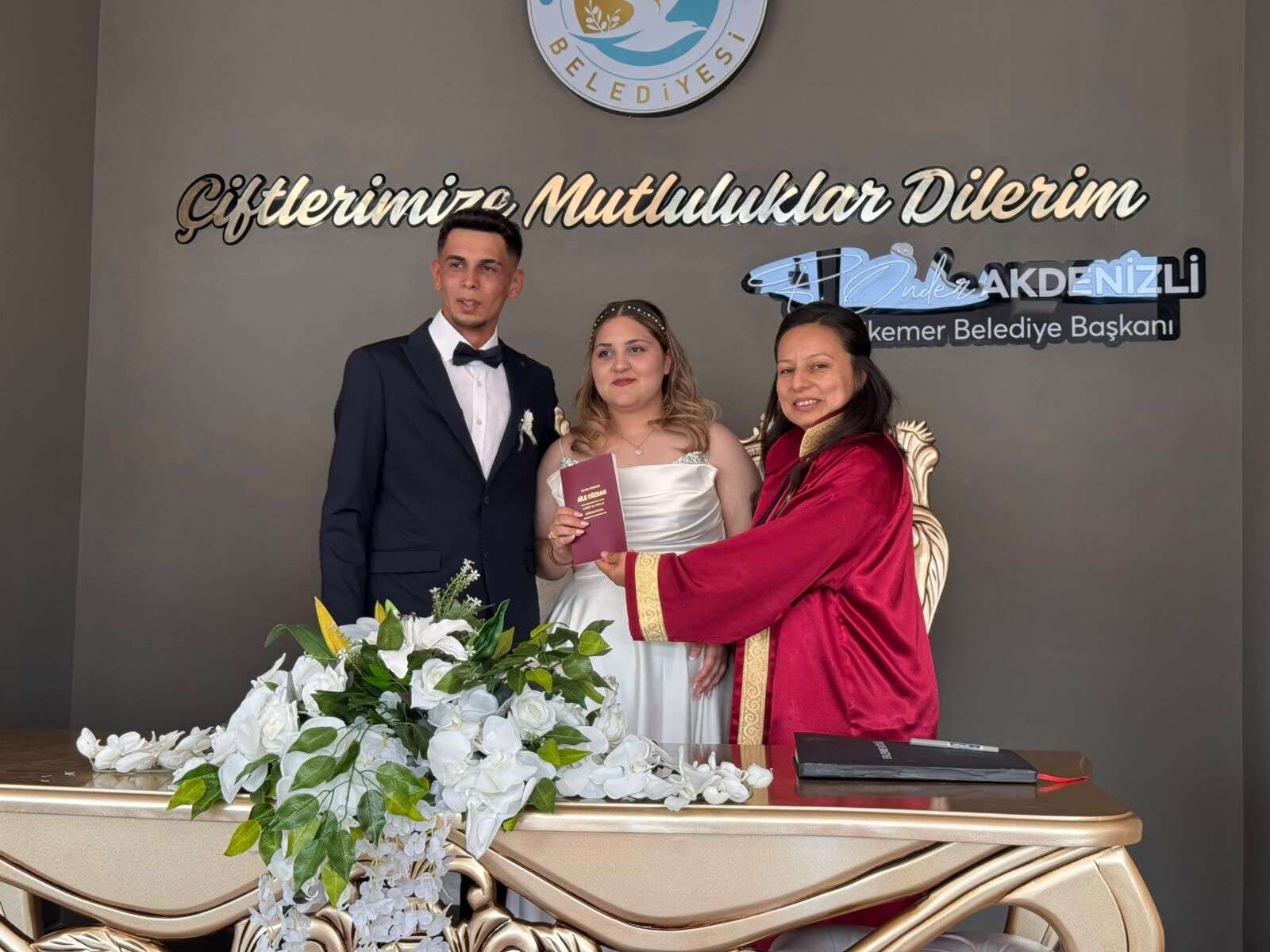 Yanginda Evleri̇ Kül Oldu, Mutluluğa “Evet” Dedi̇ler (2)