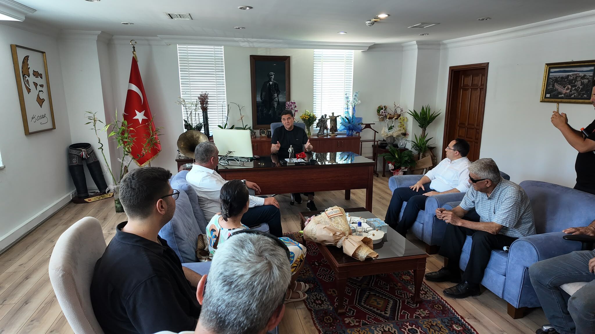 Zafer Parti̇si̇ Heyeti̇nden Başkan Karaca'ya Zi̇yaret (1)